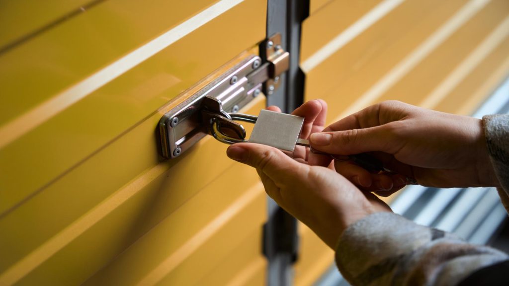 Garage Door Lock Repair Service 1